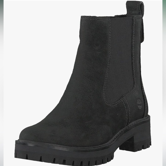 Timberland Shoes - NWOB Timberland Women’s Courmayeur Valley Chelsea Fashion Boot in Size 9